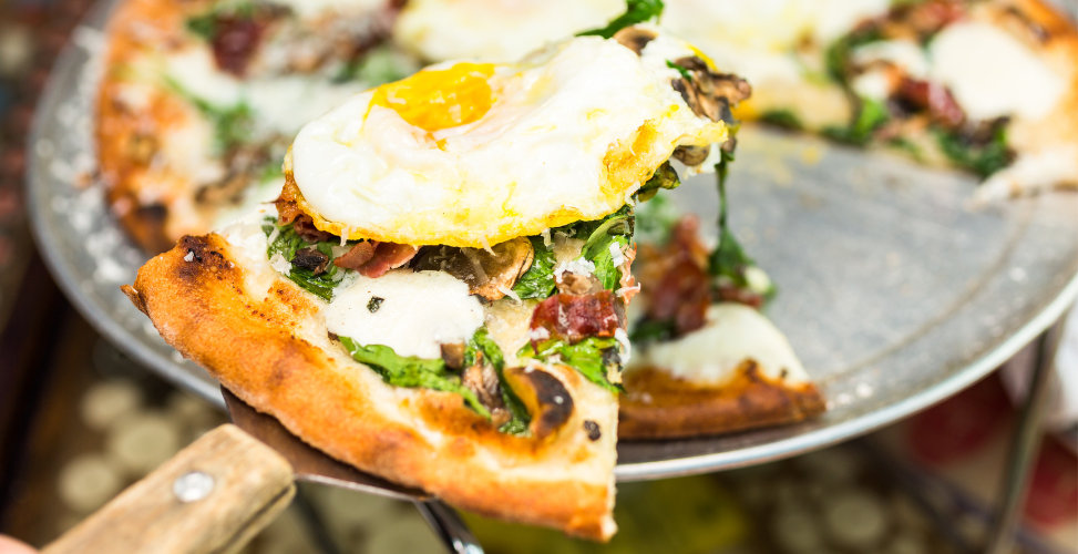 ‘FRY UP’ Breakfast Pizza