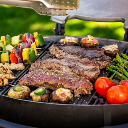 Pit Boss Sportsman 3 Portable Gas BBQ – 26,000 BTU, 3 Stainless Steel Burners, 3,066 sq. cm Cooking Area